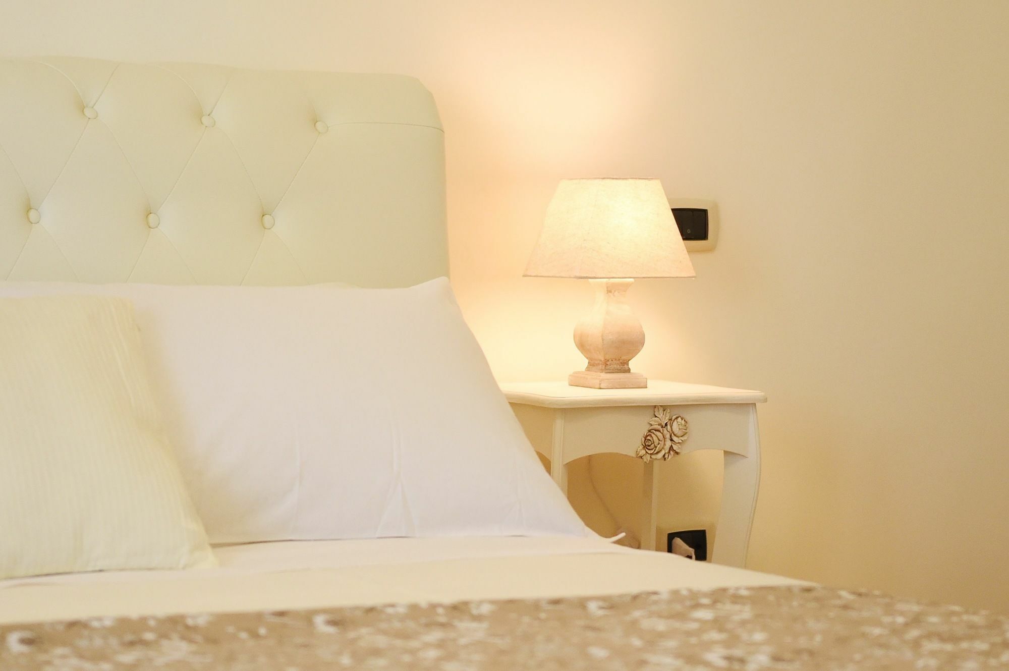 B&B Bonnes Suites Naples Luaran gambar