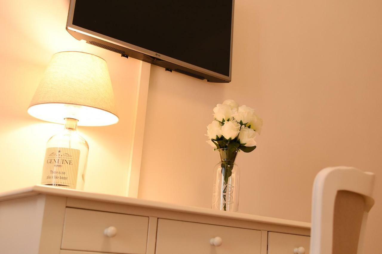 B&B Bonnes Suites Naples Luaran gambar