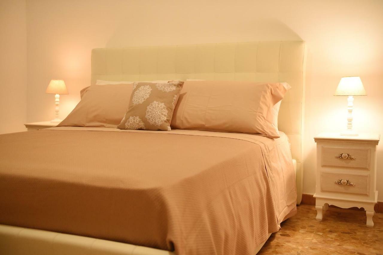 B&B Bonnes Suites Naples Luaran gambar
