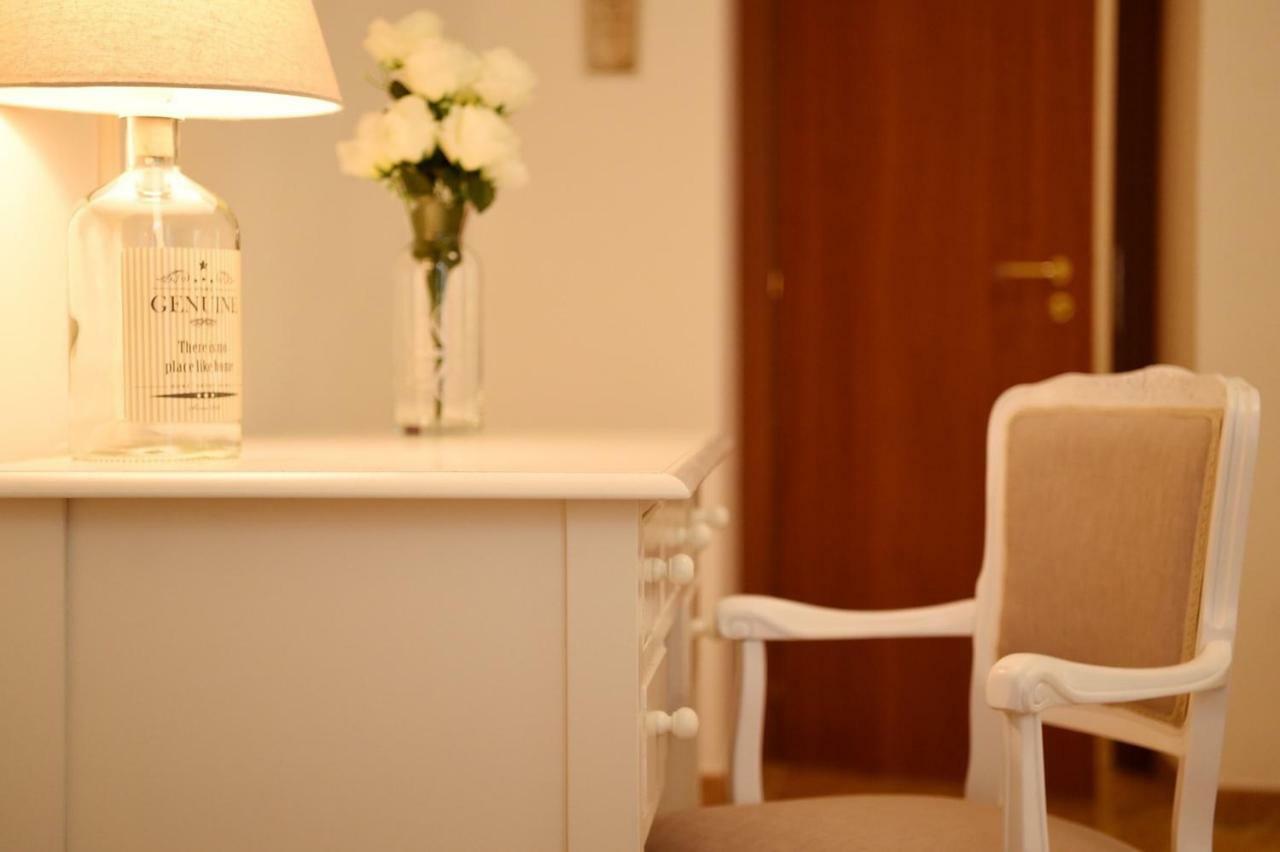 B&B Bonnes Suites Naples Luaran gambar