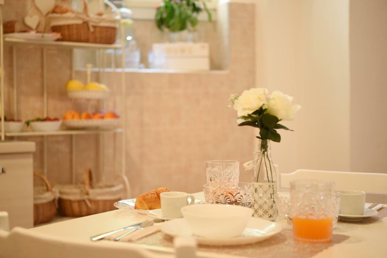 B&B Bonnes Suites Naples Luaran gambar