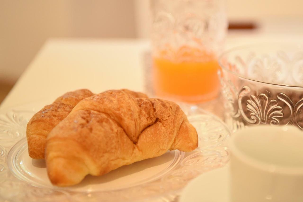 B&B Bonnes Suites Naples Luaran gambar