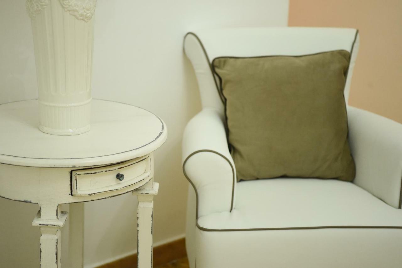 B&B Bonnes Suites Naples Luaran gambar