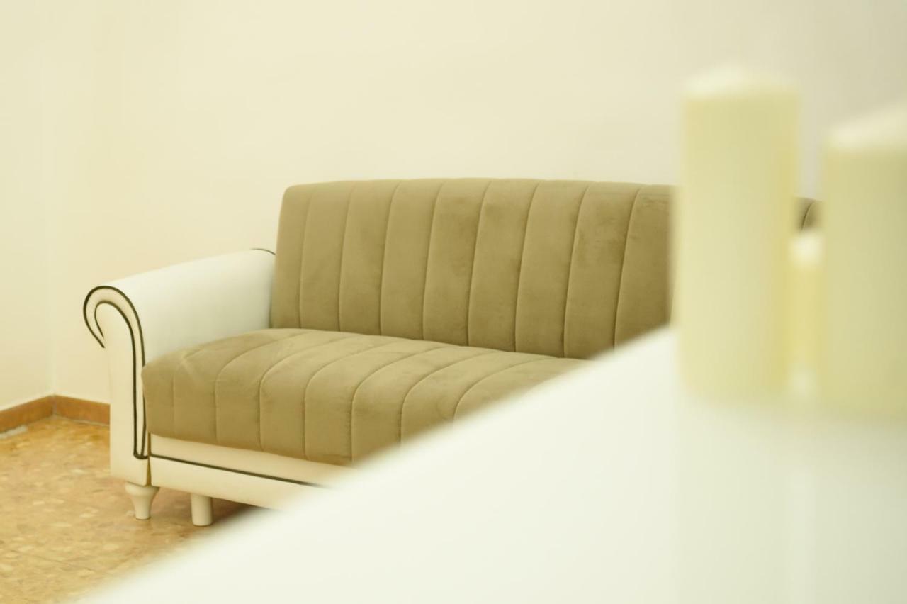 B&B Bonnes Suites Naples Luaran gambar